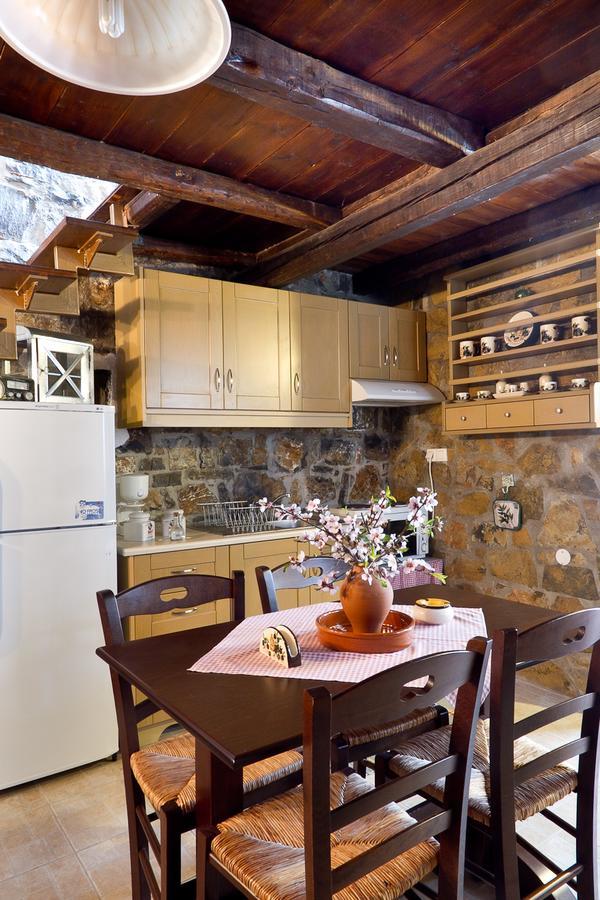 Monastiraki Traditional Guest House Monastirakion  Dış mekan fotoğraf